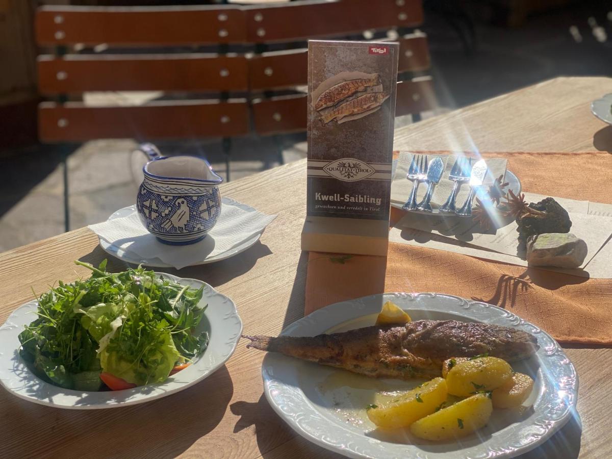 Hotel Waldcafe Neustift im Stubaital Buitenkant foto