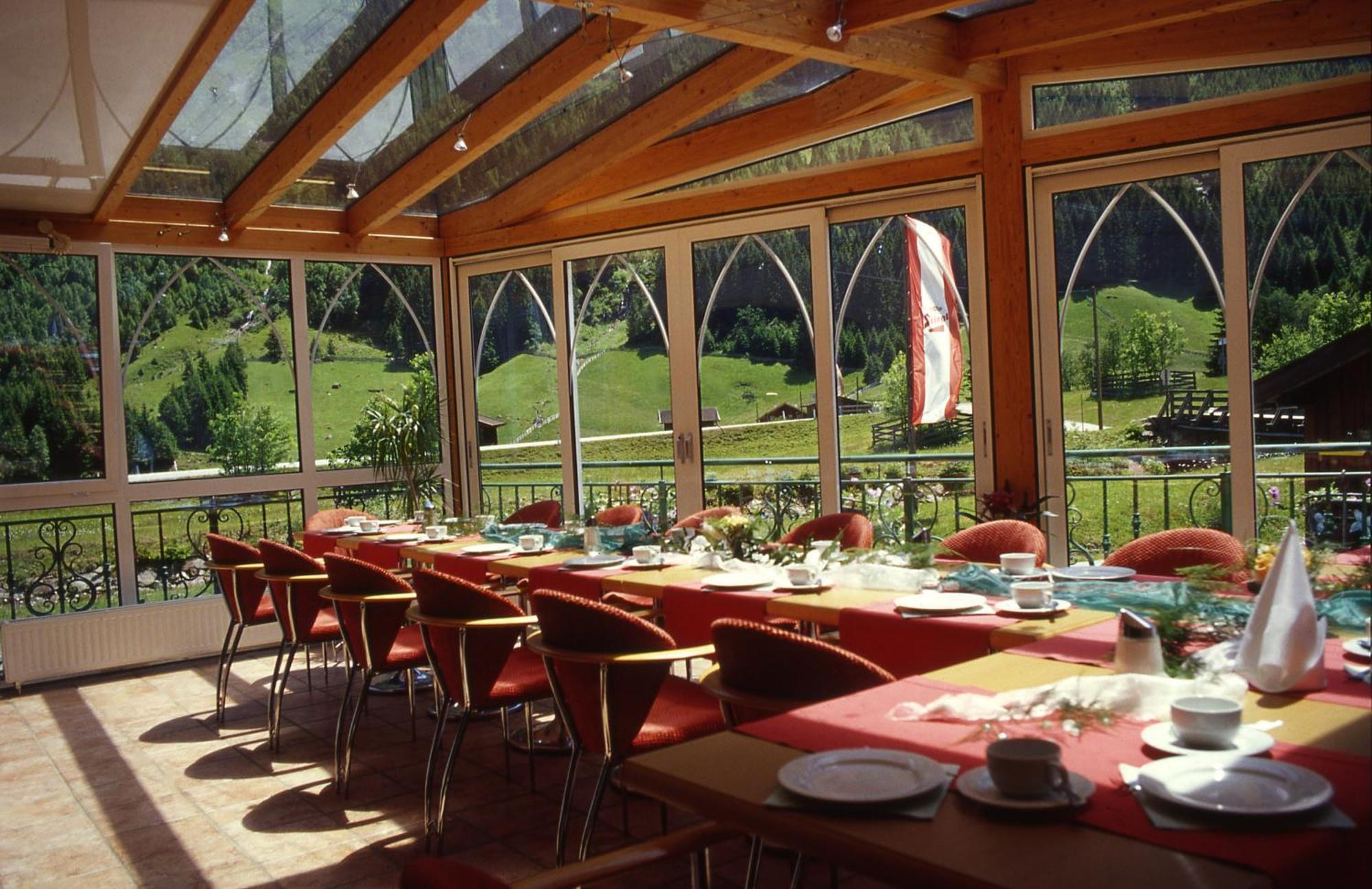 Hotel Waldcafe Neustift im Stubaital Buitenkant foto
